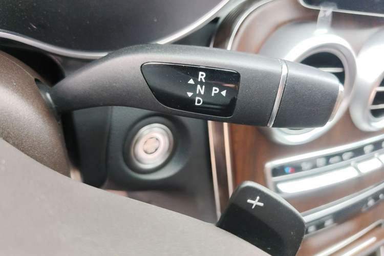 Used Mercedes-Benz GLC 2020 Facelift GLC 300 L 4MATIC Dynamic Edition Gear Lever