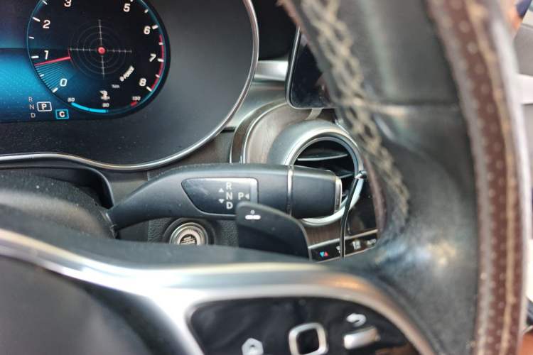 Used Mercedes-Benz GLC 2020 GLC 260 L 4MATIC Luxury Model Gear Lever