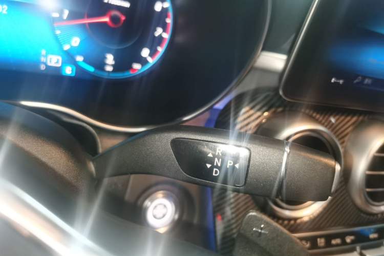 Used Mercedes-Benz GLC 2020 Facelifted GLC 260 L 4MATIC Dynamic Edition Gear Lever