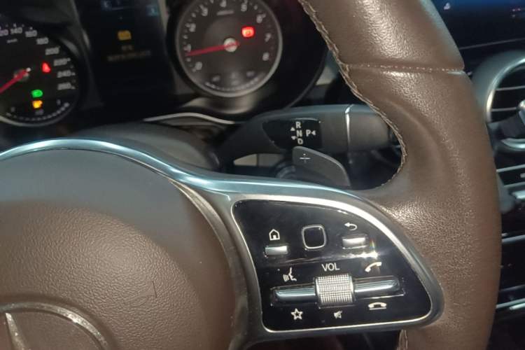 Used Mercedes-Benz GLC 2020 GLC 260 L 4MATIC Dynamic Model Gear Lever