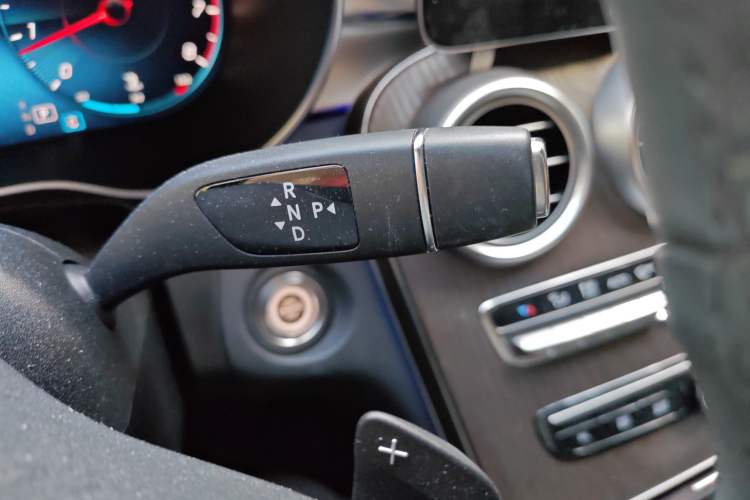 Used Mercedes-Benz GLC 2020 Facelift GLC 300 L 4MATIC Dynamic Edition Gear Lever