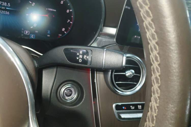 Used Mercedes-Benz GLC 2020 GLC 300 L 4MATIC Luxury Model Gear Lever