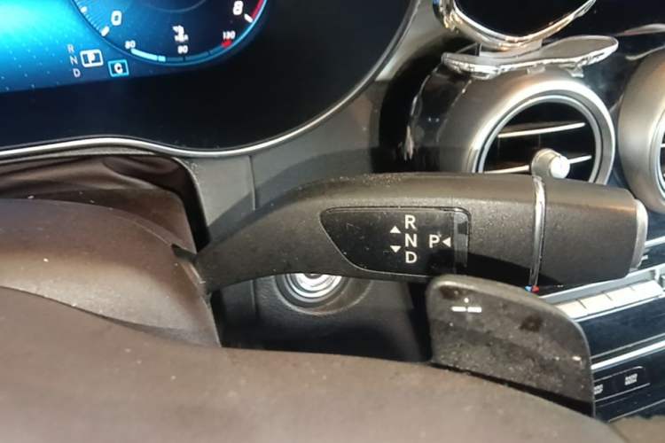 Used Mercedes-Benz GLC 2020 Facelifted GLC 260 L 4MATIC Dynamic Edition Gear Lever