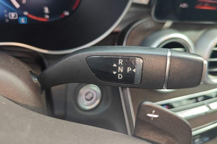 Used Mercedes-Benz GLC 2020 Facelift GLC 300 L 4MATIC Dynamic Edition Gear Lever