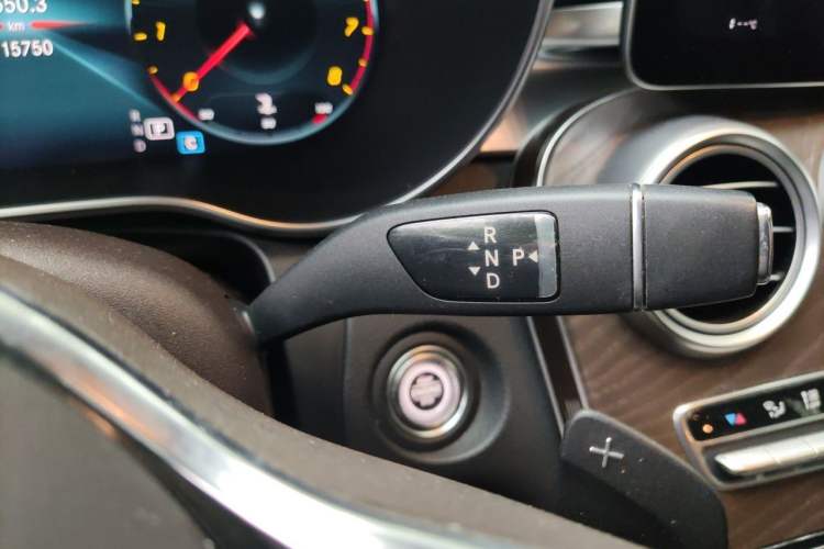 Used Mercedes-Benz GLC 2020 GLC 260 L 4MATIC Luxury Model Gear Lever