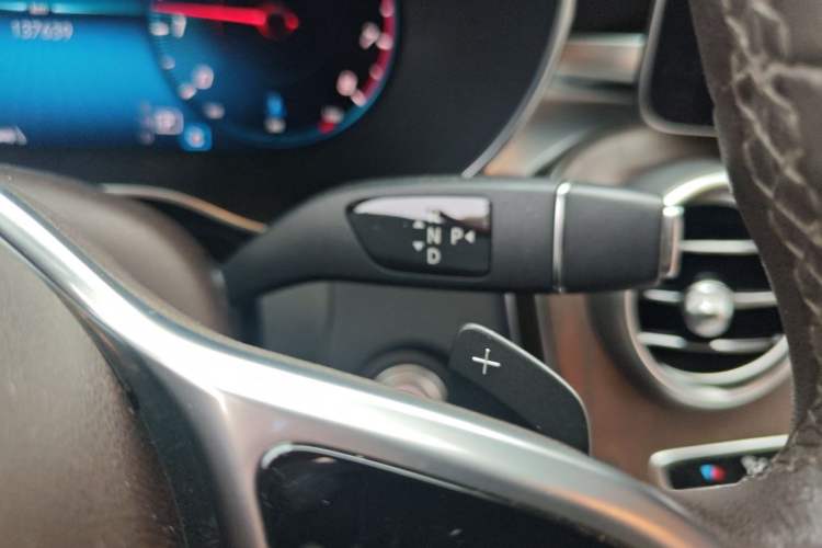 Used Mercedes-Benz GLC 2020 Facelift GLC 300 L 4MATIC Dynamic Edition Gear Lever