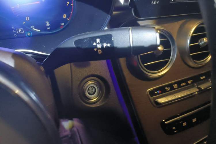 Used Mercedes-Benz GLC 2020 GLC 260 L 4MATIC Luxury Model Gear Lever