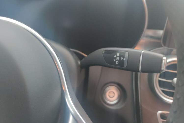 Used Mercedes-Benz GLC 2020 GLC 260 L 4MATIC Luxury Model Gear Lever