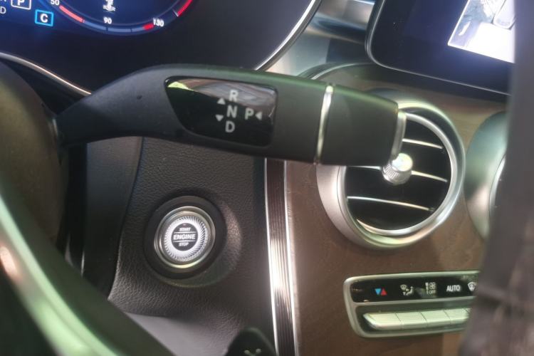 Used Mercedes-Benz GLC 2020 GLC 260 L 4MATIC Luxury Model Gear Lever