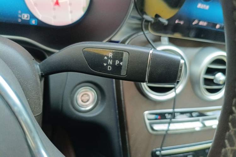 Used Mercedes-Benz GLC 2020 GLC 260 L 4MATIC Luxury Model Gear Lever
