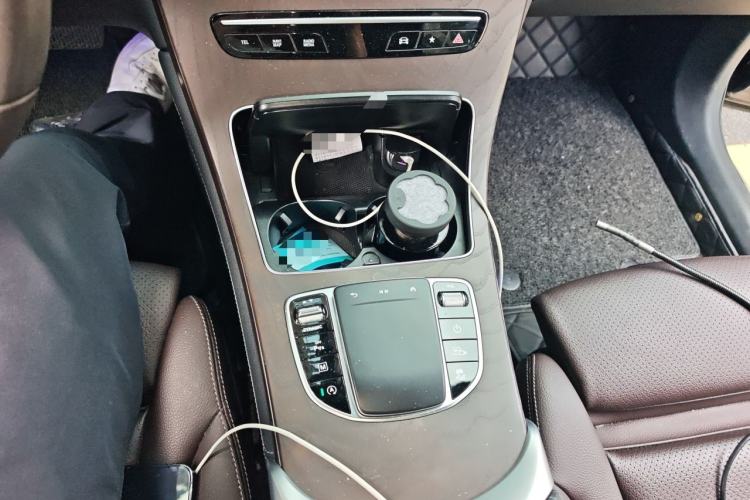 Used Mercedes-Benz GLC 2020 Facelift GLC 260 L 4MATIC Luxury Edition Gear Lever