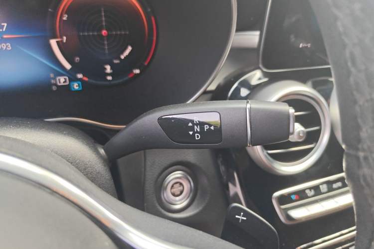 Used Mercedes-Benz GLC 2020 Facelifted GLC 260 L 4MATIC Dynamic Edition Gear Lever