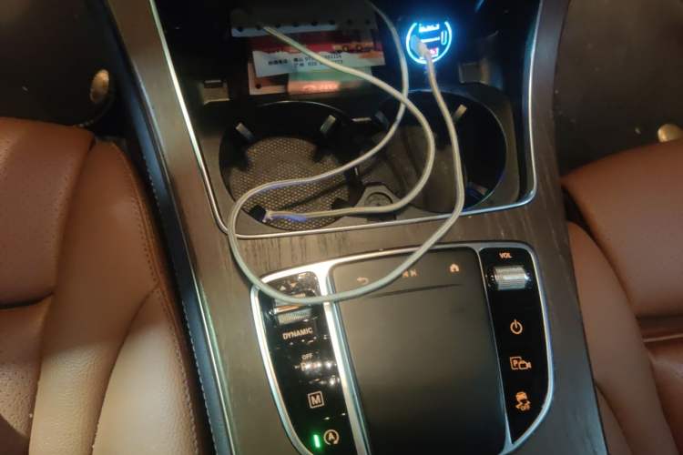 Used Mercedes-Benz GLC 2020 GLC 300 L 4MATIC Dynamic Edition Gear Lever