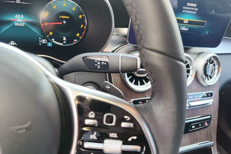 Used Mercedes-Benz GLC 2020 Facelifted GLC 300 L 4MATIC Luxury Edition Gear Lever