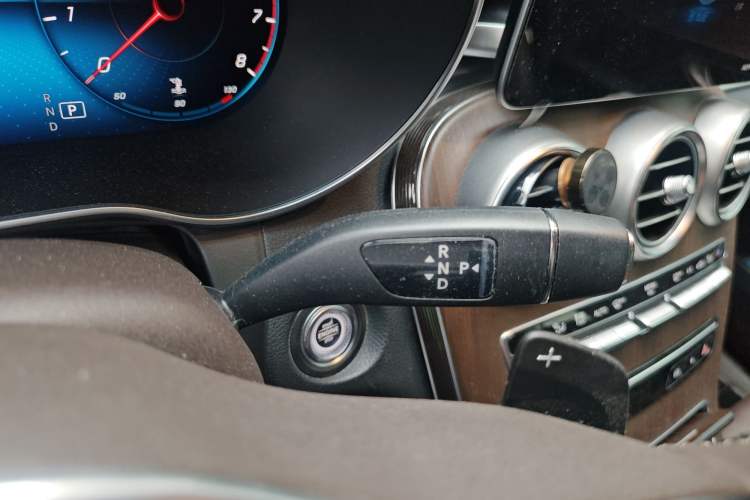 Used Mercedes-Benz GLC 2020 GLC 300 L 4MATIC Luxury Model Gear Lever
