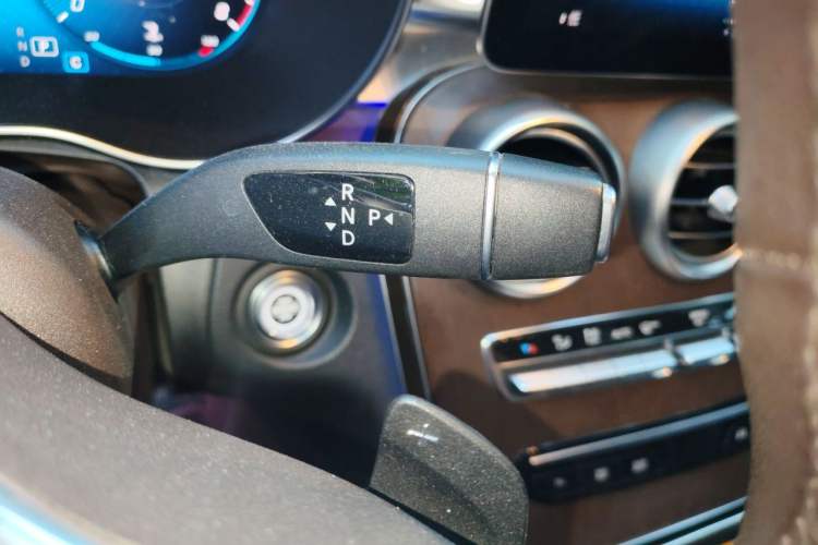 Used Mercedes-Benz GLC 2020 Facelift GLC 300 L 4MATIC Dynamic Edition Gear Lever