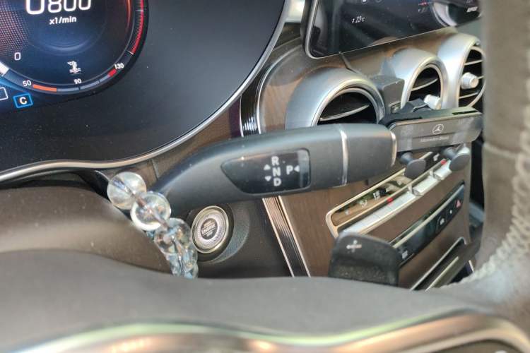 Used Mercedes-Benz GLC 2020 Facelift GLC 300 L 4MATIC Dynamic Edition Gear Lever