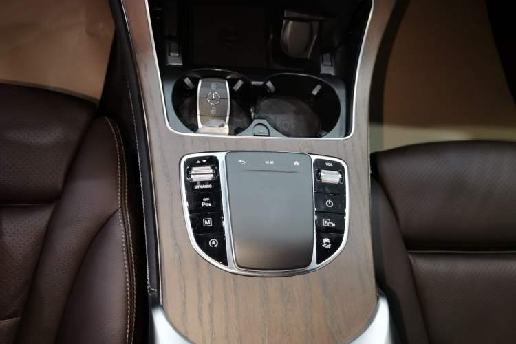 Used Mercedes-Benz GLC 2020 Facelift GLC 300 L 4MATIC Dynamic Edition Gear Lever