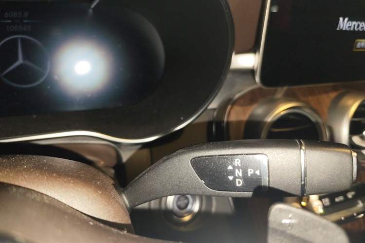 Used Mercedes-Benz GLC 2020 GLC 300 L 4MATIC Luxury Model Gear Lever