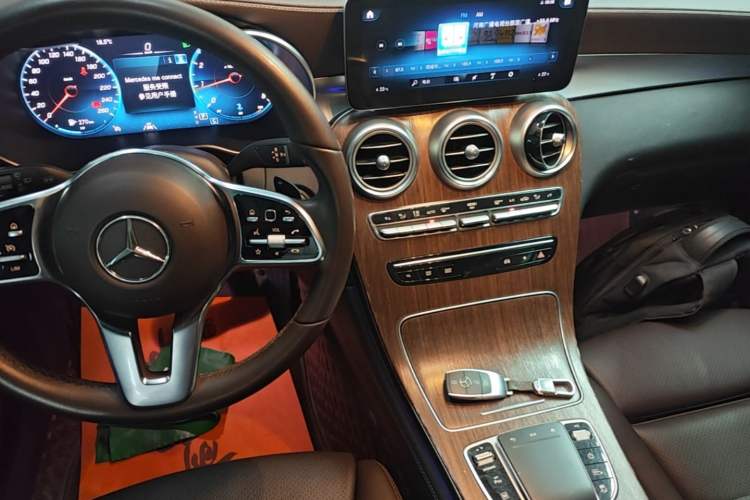 Used Mercedes-Benz GLC 2020 GLC 300 L 4MATIC Luxury Model Gear Lever