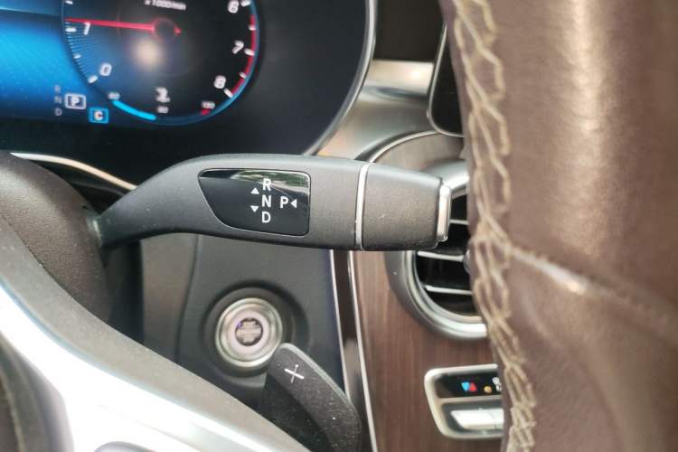 Used Mercedes-Benz GLC 2020 Facelift GLC 300 L 4MATIC Dynamic Edition Gear Lever