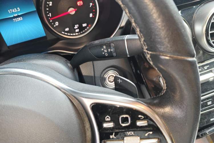 Used Mercedes-Benz GLC 2020 GLC 260 L 4MATIC Dynamic Model Gear Lever