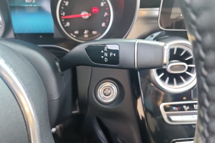 Used Mercedes-Benz GLC 2020 GLC 260 L 4MATIC Dynamic Model Gear Lever