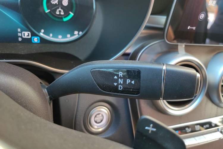 Used Mercedes-Benz GLC 2020 GLC 260 L 4MATIC Luxury Model Gear Lever