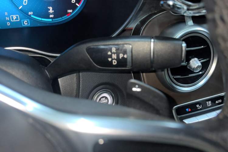 Used Mercedes-Benz GLC 2020 GLC 260 L 4MATIC Luxury Model Gear Lever