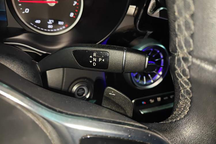 Used Mercedes-Benz GLC 2020 GLC 260 L 4MATIC Dynamic Model Gear Lever