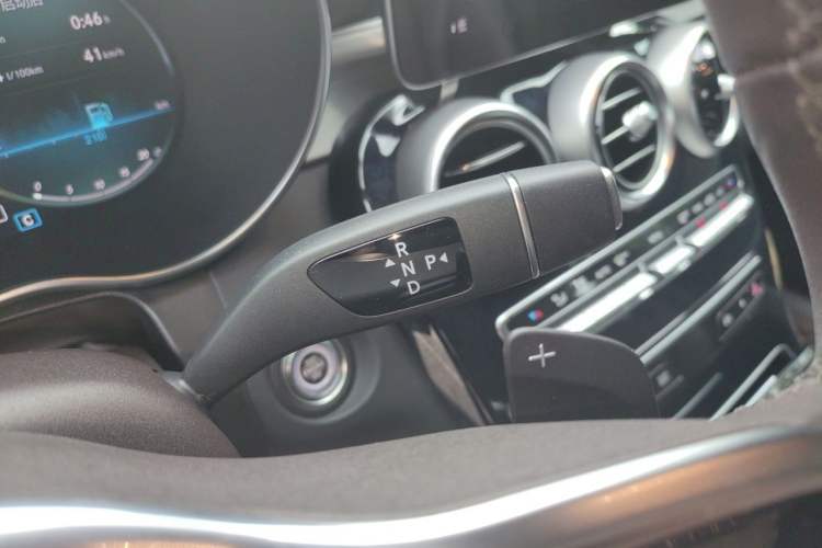 Used Mercedes-Benz GLC 2020 Facelifted GLC 260 L 4MATIC Dynamic Edition Gear Lever