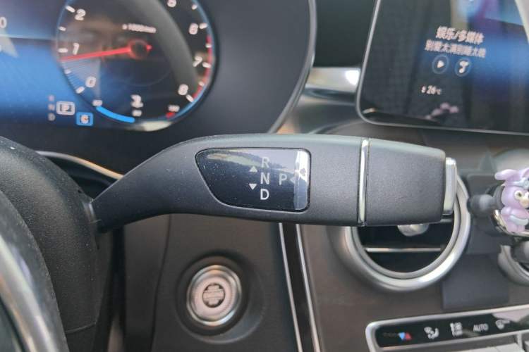 Used Mercedes-Benz GLC 2020 GLC 260 L 4MATIC Luxury Model Gear Lever
