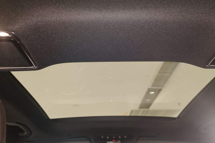 Used Mercedes-Benz GLC 2020 GLC 300 L 4MATIC Dynamic Edition Headliner