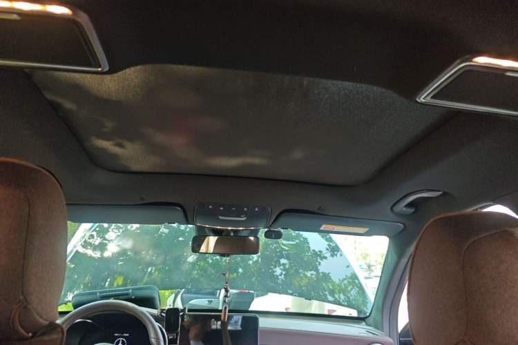 Used Mercedes-Benz GLC 2020 Facelift GLC 300 L 4MATIC Dynamic Edition Headliner