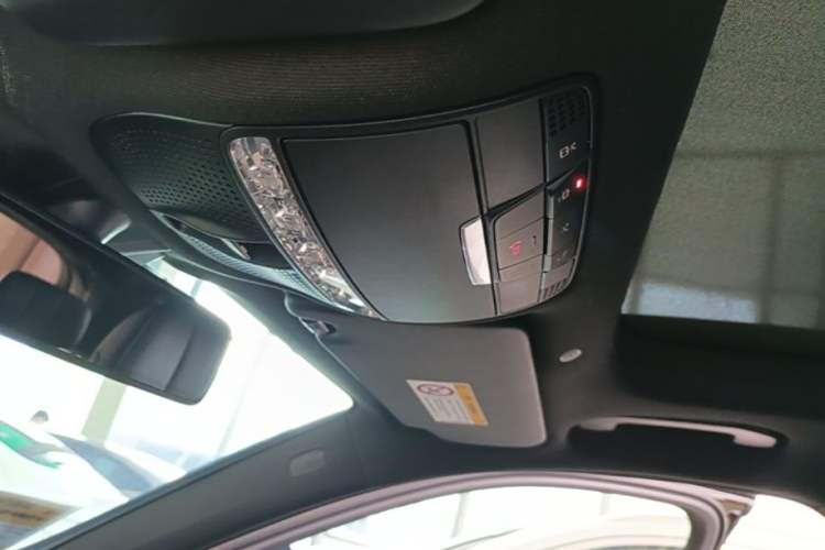 Used Mercedes-Benz GLC 2020 GLC 300 L 4MATIC Dynamic Edition Headliner