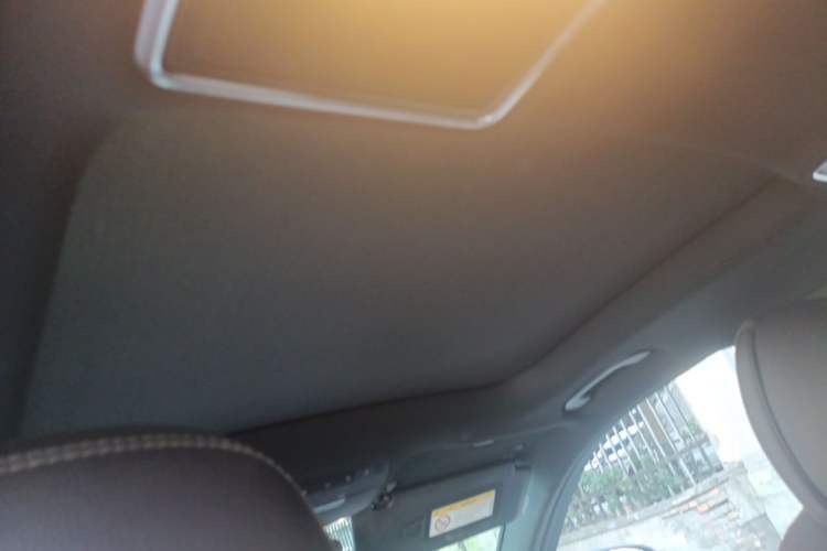 Used Mercedes-Benz GLC 2020 GLC 300 L 4MATIC Dynamic Edition Headliner