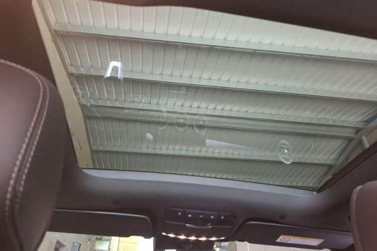 Used Mercedes-Benz GLC 2020 GLC 300 L 4MATIC Dynamic Edition Headliner