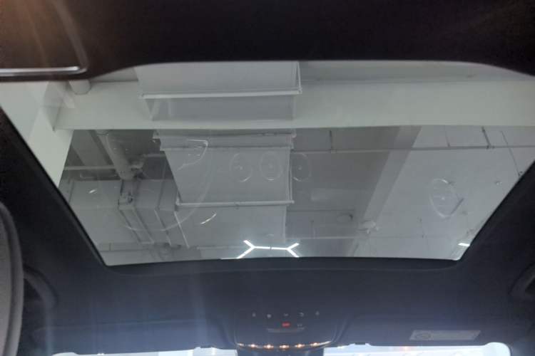 Used Mercedes-Benz GLC 2020 GLC 300 L 4MATIC Dynamic Edition Headliner
