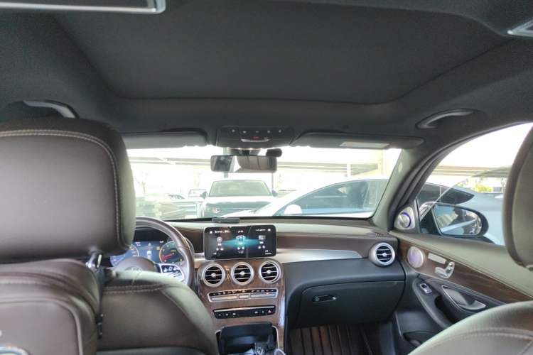 Used Mercedes-Benz GLC 2020 Facelift GLC 260 L 4MATIC Luxury Edition Headliner