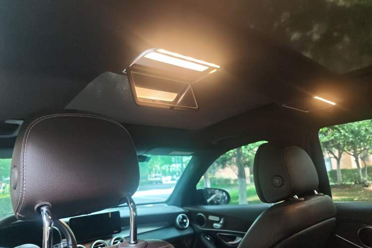Used Mercedes-Benz GLC 2020 Facelift GLC 300 L 4MATIC Dynamic Edition Headliner