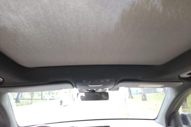 Used Mercedes-Benz GLC 2020 GLC 300 L 4MATIC Dynamic Edition Headliner
