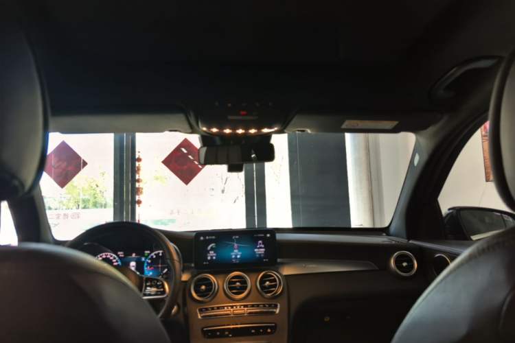Used Mercedes-Benz GLC 2020 Facelift GLC 300 L 4MATIC Dynamic Edition Headliner