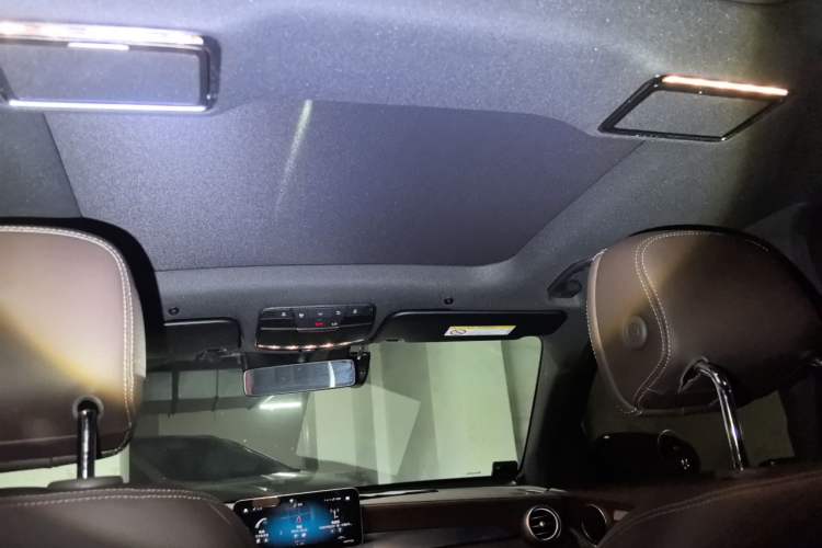 Used Mercedes-Benz GLC 2020 GLC 300 L 4MATIC Dynamic Edition Headliner