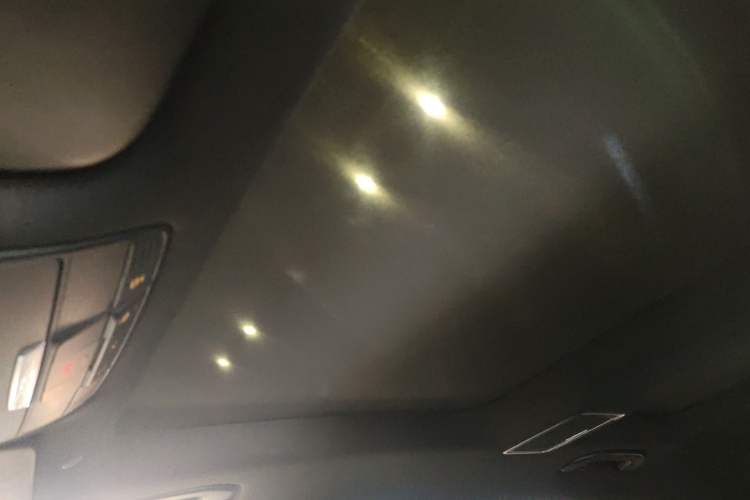 Used Mercedes-Benz GLC 2020 Facelifted GLC 260 L 4MATIC Dynamic Edition Headliner