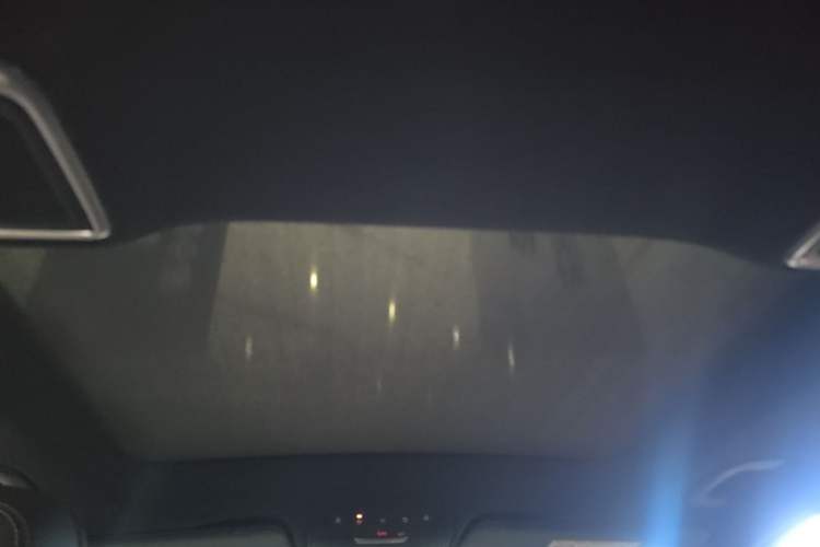 Used Mercedes-Benz GLC 2020 GLC 300 L 4MATIC Dynamic Edition Headliner