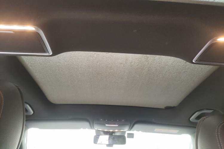 Used Mercedes-Benz GLC 2020 Facelift GLC 300 L 4MATIC Dynamic Edition Headliner