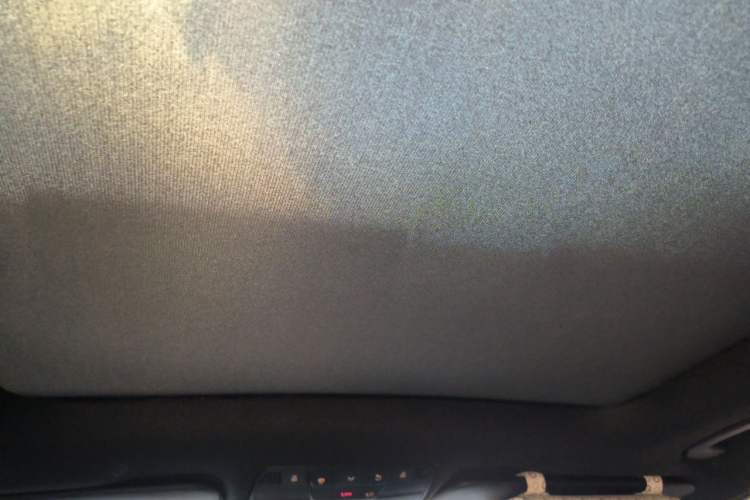 Used Mercedes-Benz GLC 2020 Facelift GLC 300 L 4MATIC Dynamic Edition Headliner