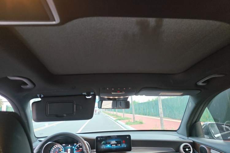 Used Mercedes-Benz GLC 2020 GLC 300 L 4MATIC Dynamic Edition Headliner