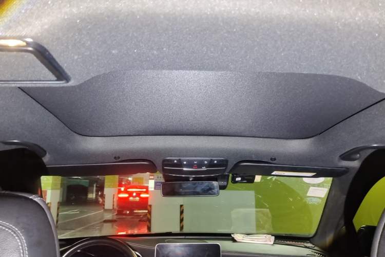 Used Mercedes-Benz GLC 2020 GLC 300 L 4MATIC Dynamic Edition Headliner