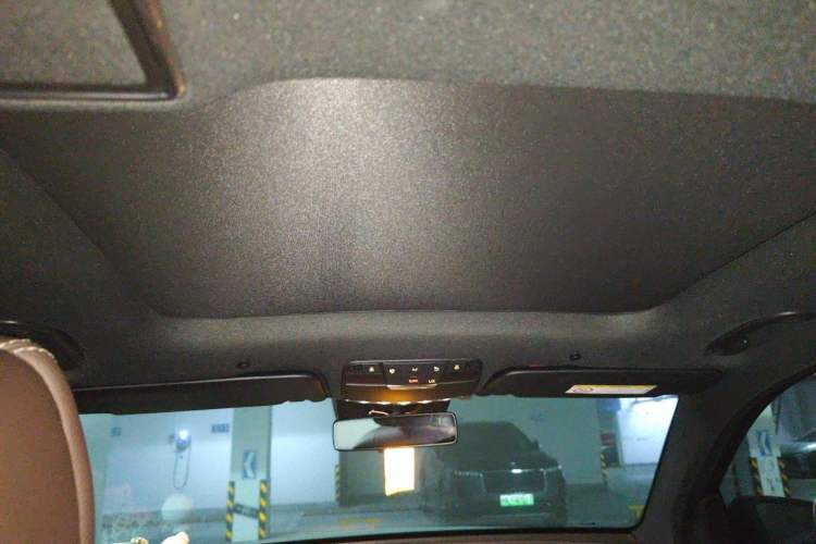 Used Mercedes-Benz GLC 2020 GLC 300 L 4MATIC Dynamic Edition Headliner
